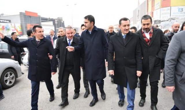 Bakan Kurum'dan Ankara'da esnaf ziyareti