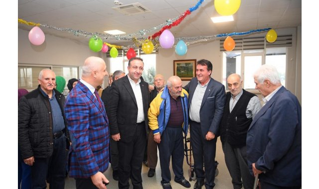 Başkan Dündar'dan yeni yıl ziyaretleri