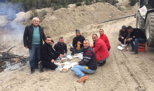 Başkan Şahin, belediye işçilerinin öğle paydosuna eşlik etti