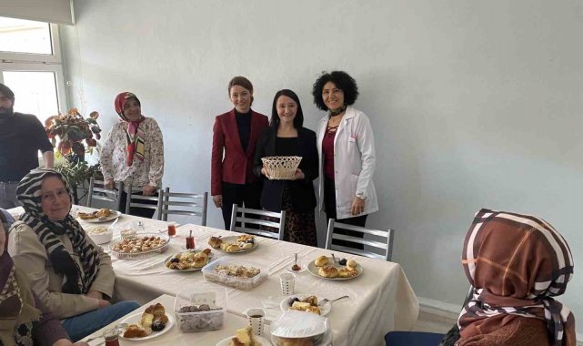 Başkan Tekin ve Müdür Akyol kursiyerler ile bir araya geldi