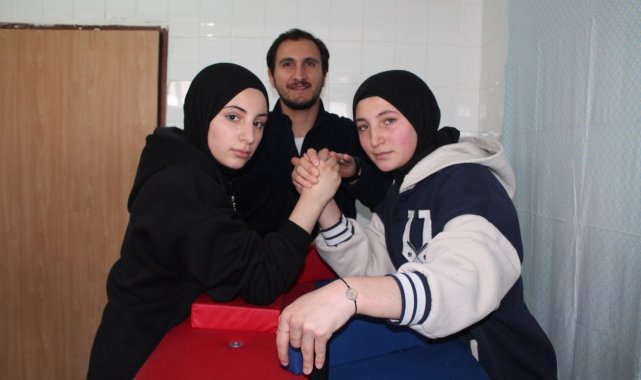 Bayburt'un bileği bükülmeyen kızları yeni şampiyonluklara hazırlanıyor