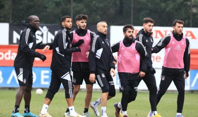 Beşiktaş, Alanyaspor mesaisini sürdürdü