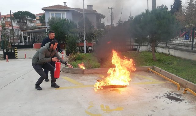 Biga İtfaiyesi'nden Yangın Eğitimi ve Tatbikatı