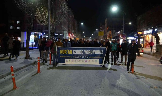 Burdur'da STK'lar İsveç'te Kur'an-ı Kerim yakılmasına tepki gösterdi