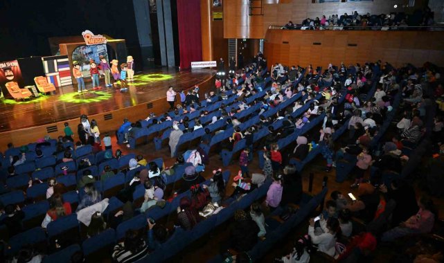 Bursa'da çocuklar tatilin keyfini çıkardı