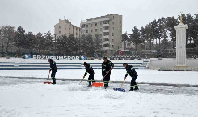 Büyükşehir kışla mücadelede de 724 görevinin başında