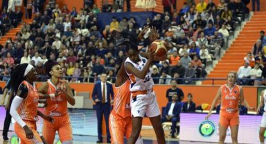ÇBK Mersin Yenişehir Belediyesi - Famila Schio: 79-67