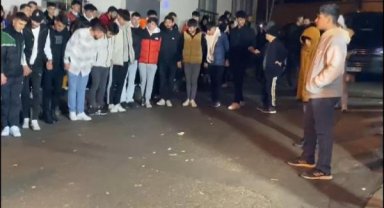 Çekmeköy'de minibüs asker eğlencesindekilere çarptı: 1 ölü 5 yaralı