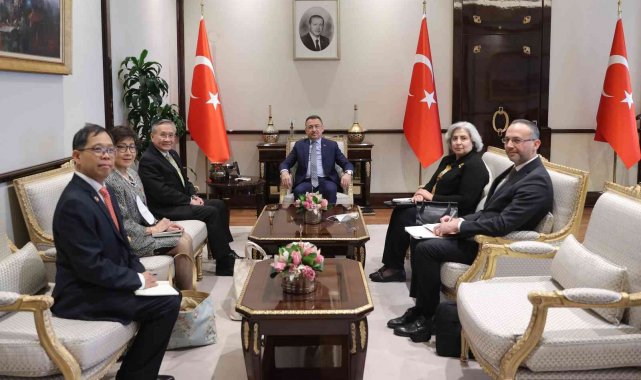 Cumhurbaşkanı Yardımcısı Oktay, Tayland Başbakan Yardımcısı ve Dış İşleri Bakanı'nı kabul etti