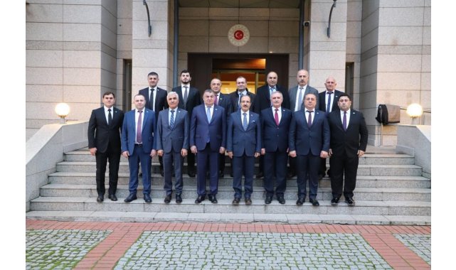 DATÜB Genel Başkanı Kassanov, Bakü'de ziyaretlerde bulundu