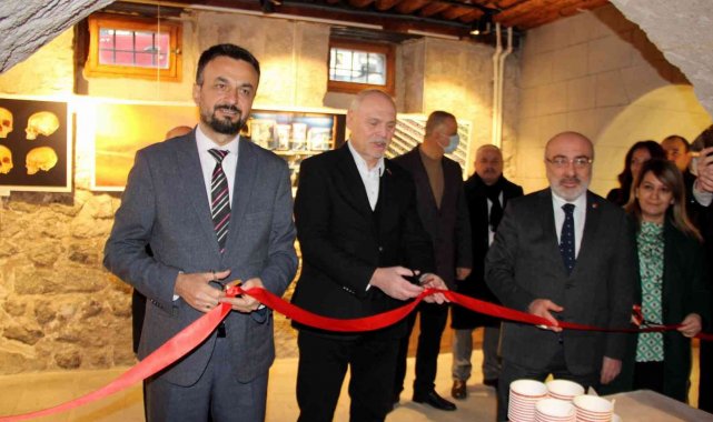 Doğa, Bilim ve Kültür Temalı Sergi Açıldı