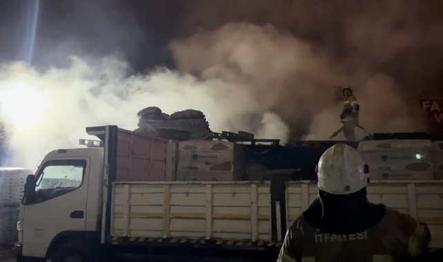 Elektrik trafosundan sıçrayan kıvılcımlar ısı yalıtım malzemelerini tutuşturdu