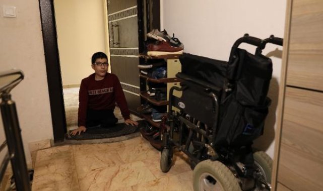 Engelli İbrahim'in eli, ayağı olan sandalyesinin aküsü çalındı