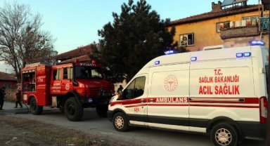 Eşiyle tartışınca evi ateşe verdi; 2 yaralı