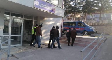 Eskişehir'de 'kaçak kazıya' suçüstü; 4 gözaltı
