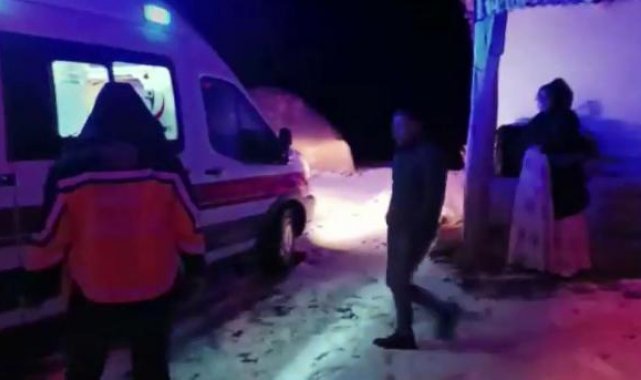 Evinin yolu kardan kapanan hamile Asiye için ekipler seferber oldu