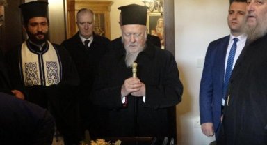 Fener Rum Patriği Bartholomeos'un ablası Gökçeda'da toprağa verildi