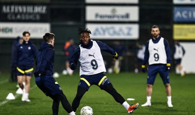 Fenerbahçe'de Kasımpaşa maçının hazırlıkları başladı