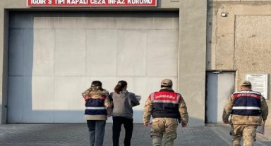 Firari hükümlü yakalandı, 2 aylık kızıyla cezaevine gönderildi