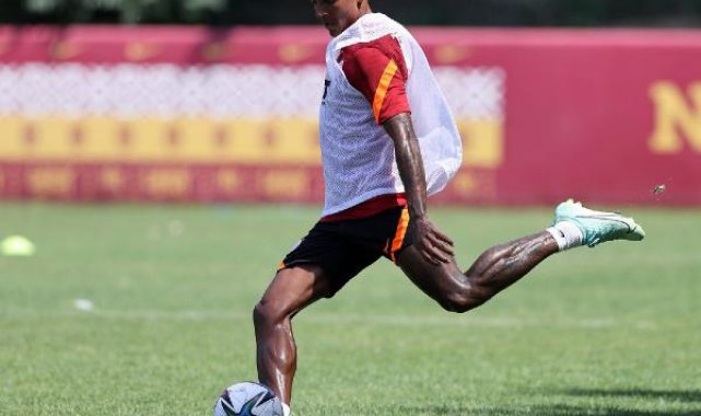 Galatasaray'da Van Aanholt ve Seferovic ile yollar ayrıldı