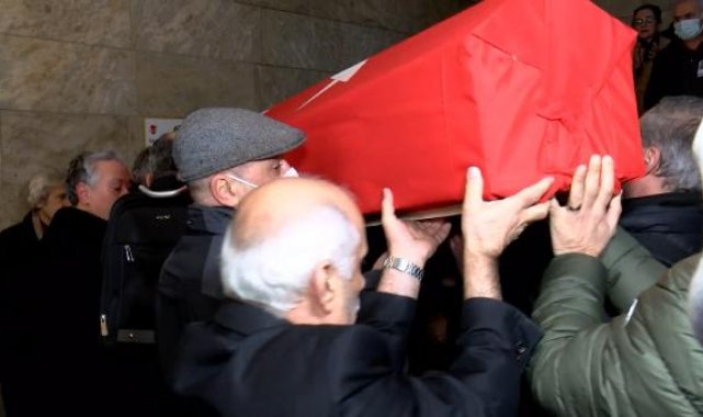 Gazeteci Orhan Erinç için TGC'de tören