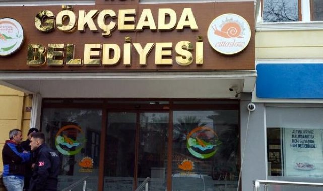 Gökçeada Belediyesi'ne 'yolsuzluk' operasyonu; başkan ve 4 kişi gözaltında