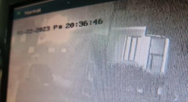 Gölcük'te dairedeki patlamanın hasarı gün ağarınca ortaya çıktı