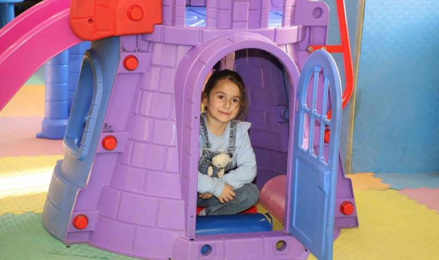 Hakkari'de çocuklara ücretsiz oyun parkı hizmeti