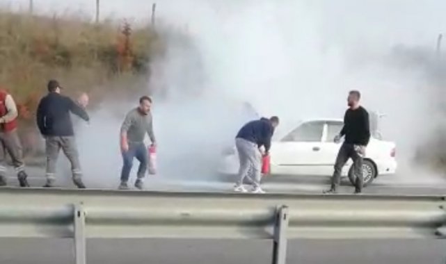 Hareket halindeki otomobilde yangın çıktı