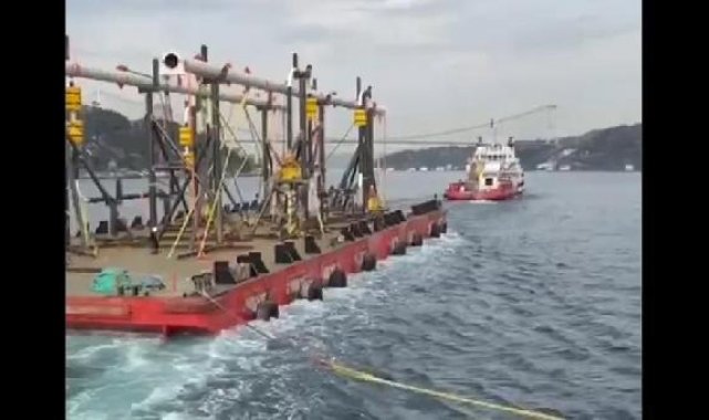 İstanbul Boğazı'nda arıza yapan 59 metrelik gemi kurtarıldı