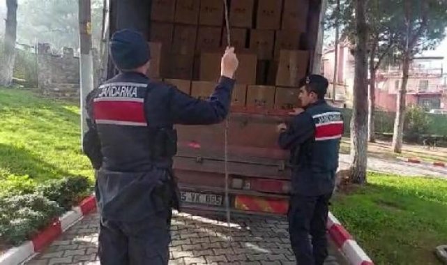 İzmir'de 2 milyon kaçak makaron ele geçirildi