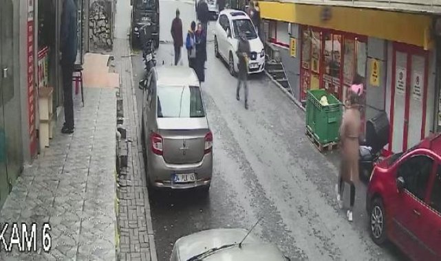 Kağıthane'de, kurcaladığı cep telefonunu geri almak isteyen eski eşine bıçakla saldırdı