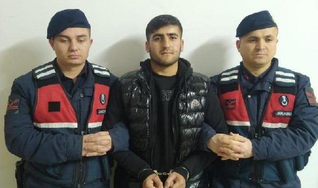 Kahvehane önünde husumetliye tüfekle ateş açtılar: 2 yaralı