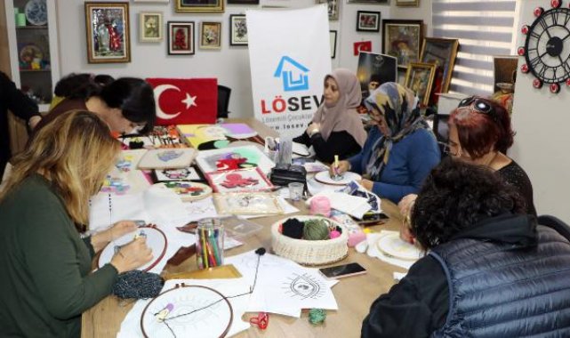 Kanser hastaları, LÖSEV'in punch nakışı etkinliğiyle hayata tutunuyor