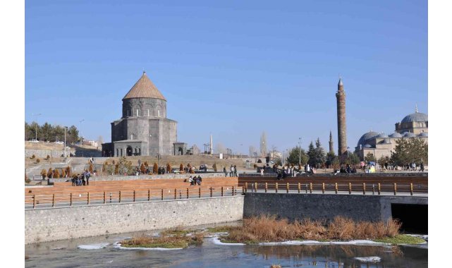 Kars'ta Ocak ayında bahar havası yaşanıyor