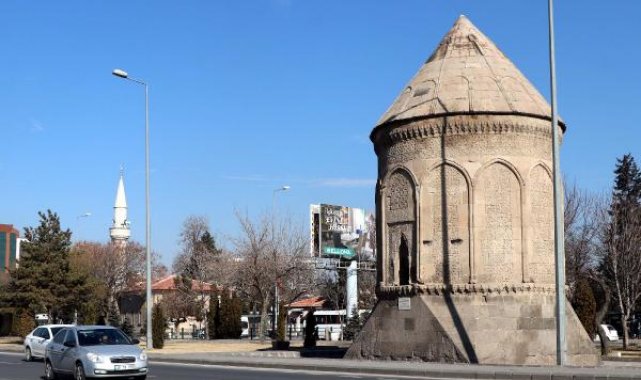 Kayseri'de 748 yıldır korunan kümbetin ziyarete açılması önerisi