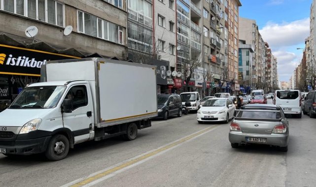 Kent merkezinde trafik problemi her geçen gün artıyor