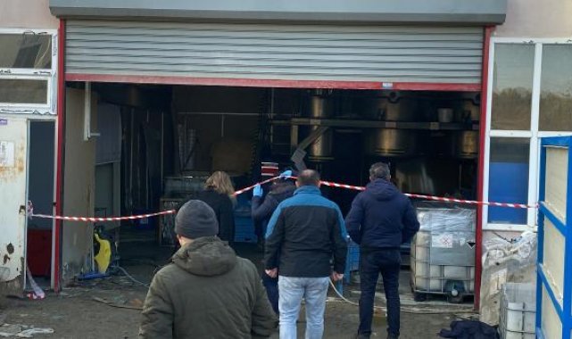Kimyasal madde üretilen iş yerinde sızıntıdan etkilenen 2 ortak öldü