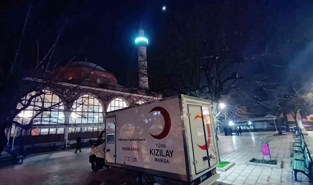 Kızılay'dan kandil gecesi 2 bin kişilik çorba
