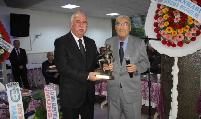 Kongrede 'Başefelik' heyecanı