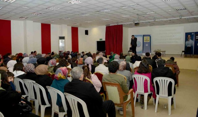 Konya Büyükşehir İlçe Şehir Konferanslarıyla kültür hayatını canlandırıyor