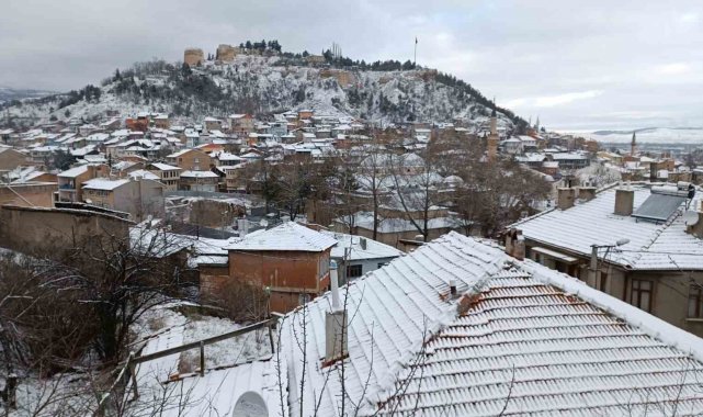 Kütahya beyaza büründü