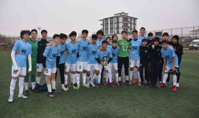 Malatya Şehir Spor takımı namağlup şampiyon