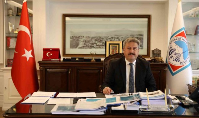 Melikgazi'de işçilerin ikramiyeleri ödendi