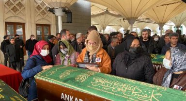 Menderes'in idamını fotoğraflayan İsmail Şenyüz toprağa verildi
