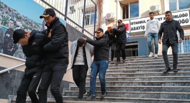 Motokurye olarak gittiler "gizli polisiz" deyip 10 bin dolar çaldılar