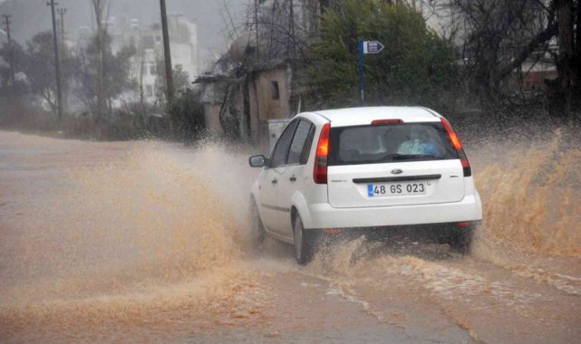 Muğla'ya sağanak yağış uyarısı