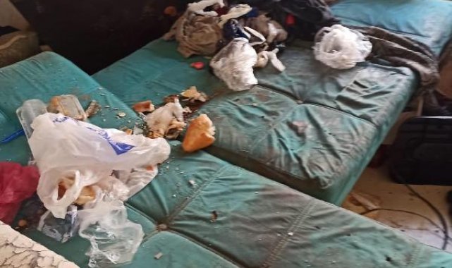 Polatlı'da çöp ev temizlendi