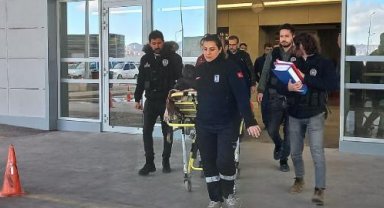 Polisten kaçarken 2'nci kattan atlayıp yaralanan uyuşturucu satıcısı, cezaevine götürüldü