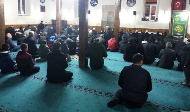 Regaip kandili Çıldır'daki camilerde idrak edildi